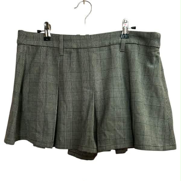 Women’s American Eagle Plaid Skort
